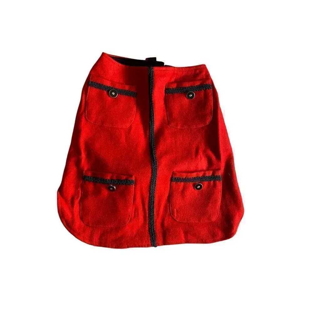 Maxx’s closet NWT red and black fancy Christmas dog coat size large